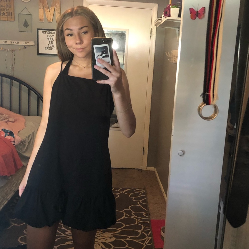 Black trumpet dress